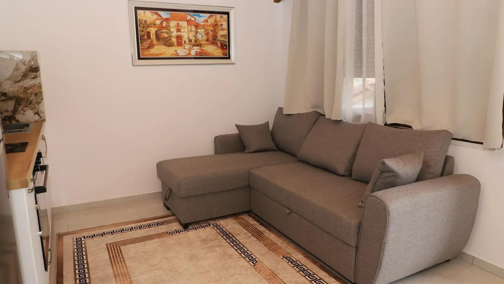 Villa Kince 베라트 아파트
